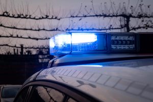 Politieauto met zwaailicht