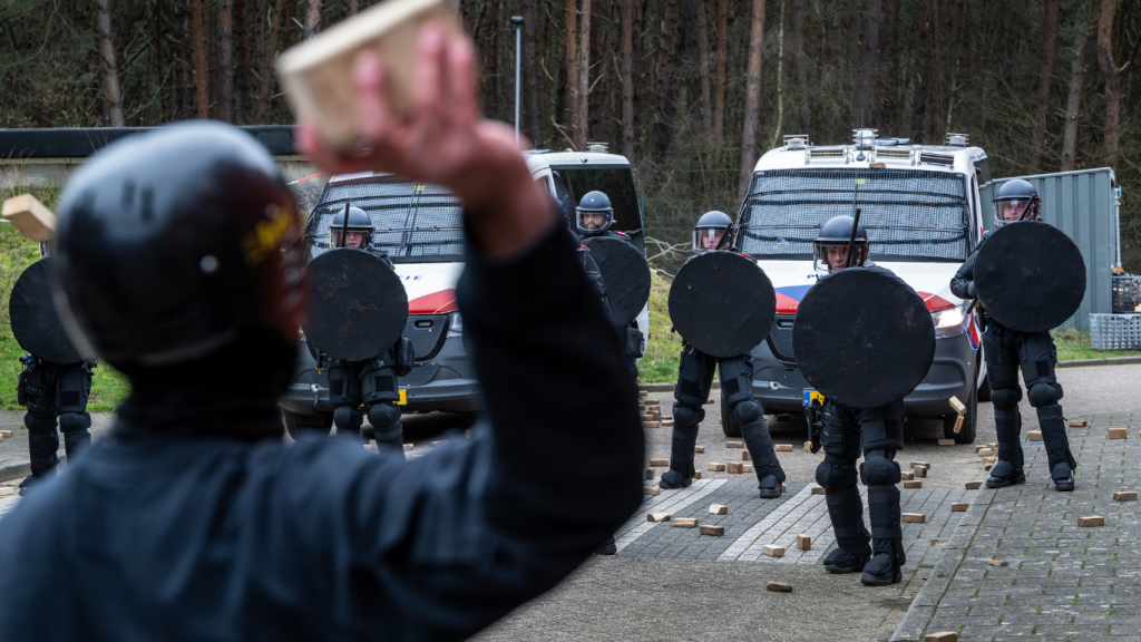 geweld tegen politiemensen